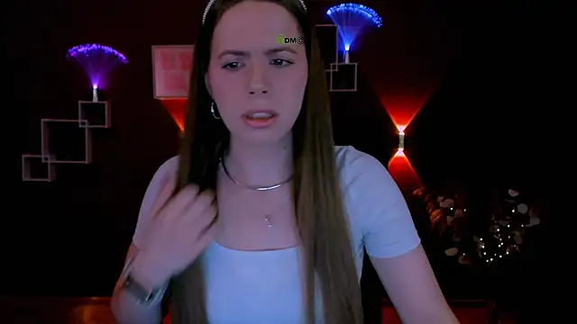 Snapshot of lumi_soft chatting on 03-11-26, 08:31 lumi soft online show from 03-11-26, 08:31