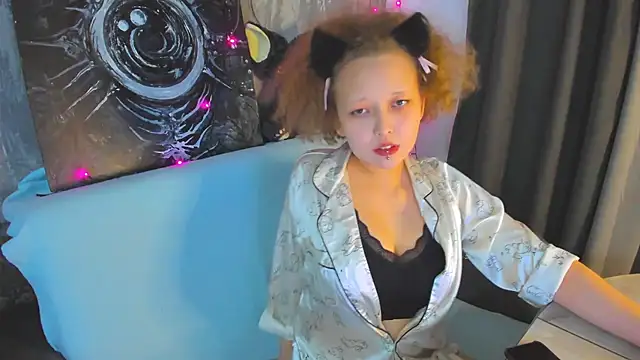 Snapshot of Senya_Sol chatting on 05-08-26, 12:49 Senya Sol online show from 05-08-26, 12:49