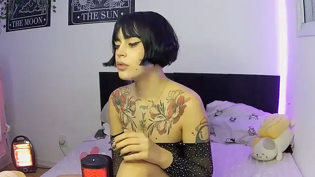ariane kimiko online show from 06-26-26, 02:49