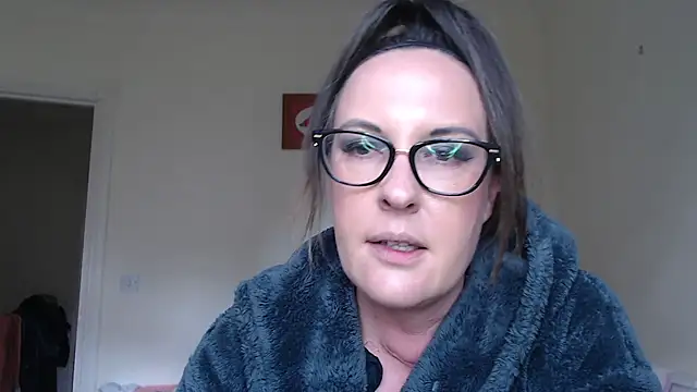 PsychicDominatrix online show from 06-10-26, 03:55
