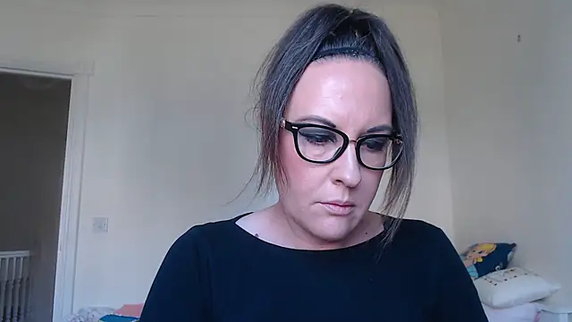 Snapshot of PsychicDominatrix chatting on 07-10-26, 09:45 PsychicDominatrix online show from 07-10-26, 09:45