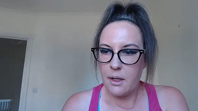Snapshot of PsychicDominatrix chatting on 07-24-26, 10:35 PsychicDominatrix online show from 07-24-26, 10:35