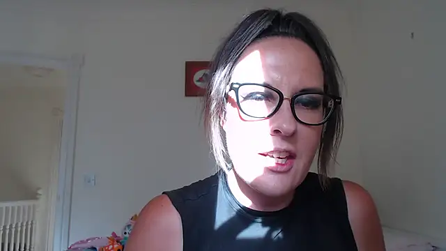 Snapshot of PsychicDominatrix chatting on 08-08-26, 05:15 PsychicDominatrix online show from 08-08-26, 05:15