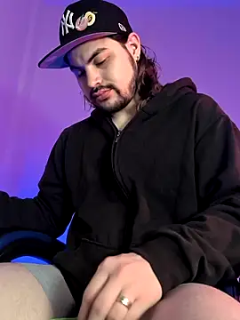 Derek Vow online show from 05-04-26, 11:01