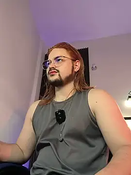 Derek Vow online show from 08-05-26, 01:52