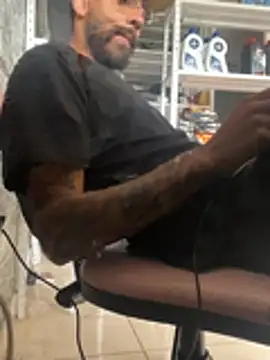 austin Dark online show from 01-31-26, 07:11