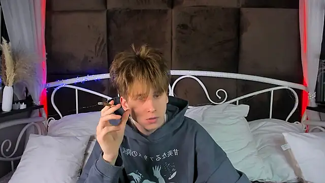 ScottPierce online show from 02-05-26, 10:36