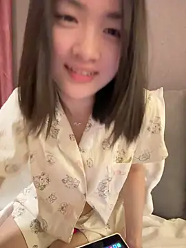 Snapshot of miaomiaou_ chatting on 02-05-26, 12:21 miaomiaou online show from 02-05-26, 12:21