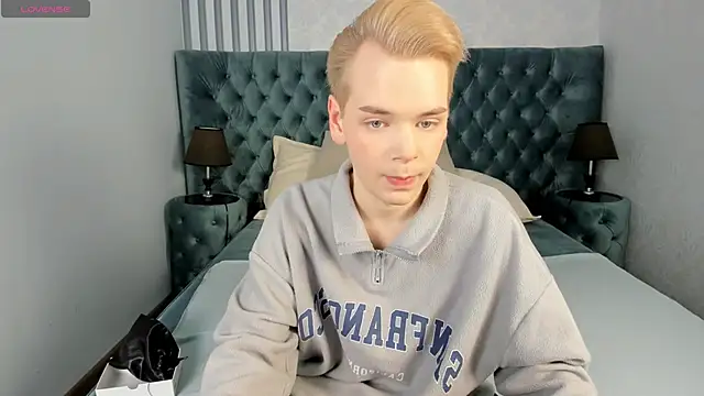 Je Salvatore online show from 02-07-26, 07:23