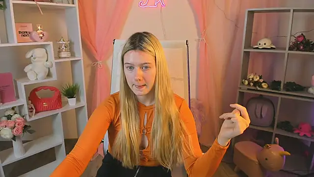 CelestineMauriac online show from 04-07-26, 04:18