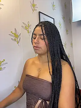 Laia white online show from 05-04-26, 11:28