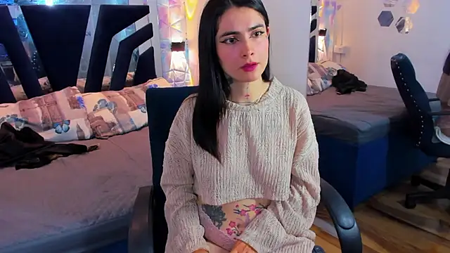 katherin  19 online show from 02-06-26, 03:11