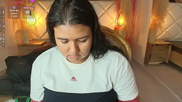 Dojaaiisha online show from 06-27-26, 02:05