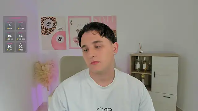 Massimo Fiore online show from 03-17-26, 08:12