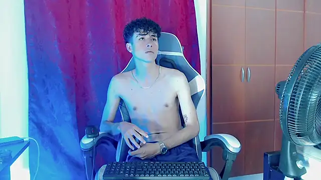 Johnny cagee  online show from 02-05-26, 01:10