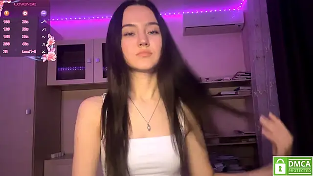 Kiaicatie online show from 06-15-26, 05:04