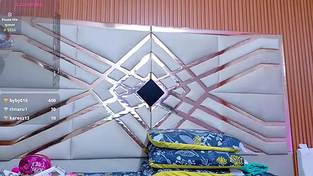 Rizantella online show from 02-18-26, 02:18