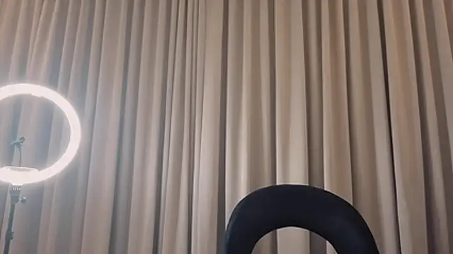 Blazelakocainaxxx online show from 04-04-26, 04:48