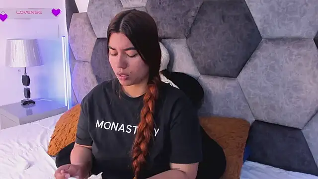 DulceJones online show from 02-26-26, 08:41