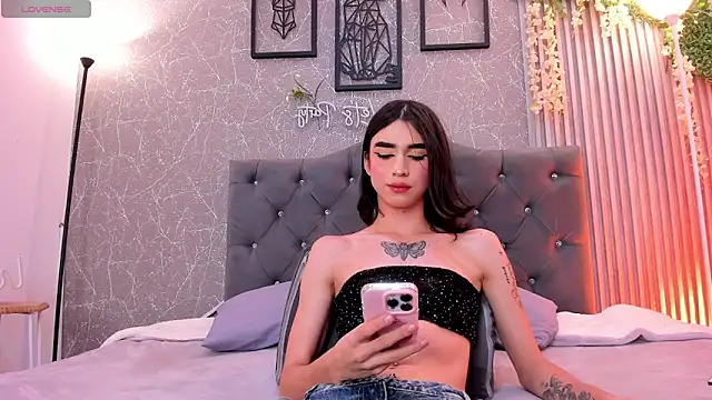 lana gill1 online show from 05-09-26, 07:08