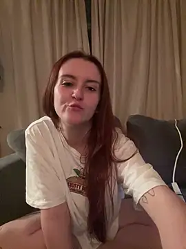 PoppySlut6999 online show from 02-10-26, 10:03