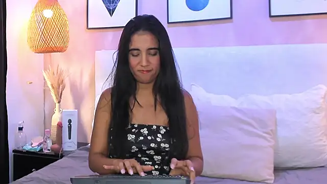 Piinksoul149 online show from 06-15-26, 09:06