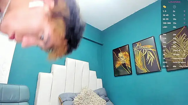 Snapshot of Julien_Ansel chatting on 02-17-26, 03:36 Julien Ansel online show from 02-17-26, 03:36