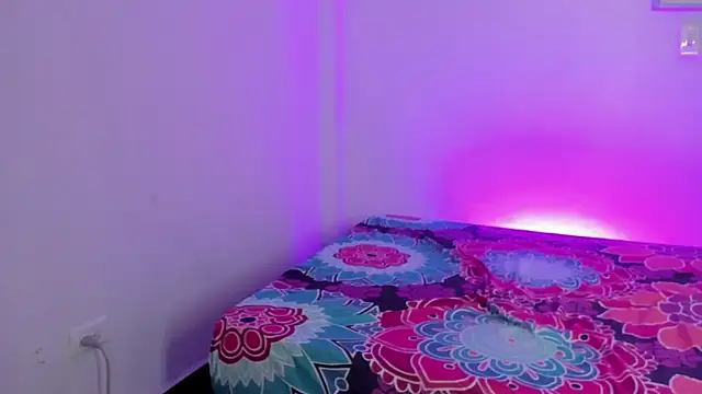 Snapshot of Vlad__night chatting on 03-07-26, 03:47 Vlad night online show from 03-07-26, 03:47