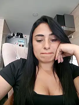 Snapshot of Andreacama chatting on 02-03-26, 04:45 Andreacama online show from 02-03-26, 04:45