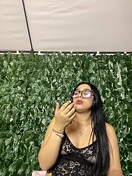 Violetta pinkk1 online show from 03-14-26, 04:29