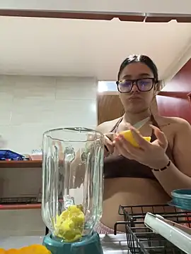 Violetta pinkk1 online show from 03-23-26, 03:43