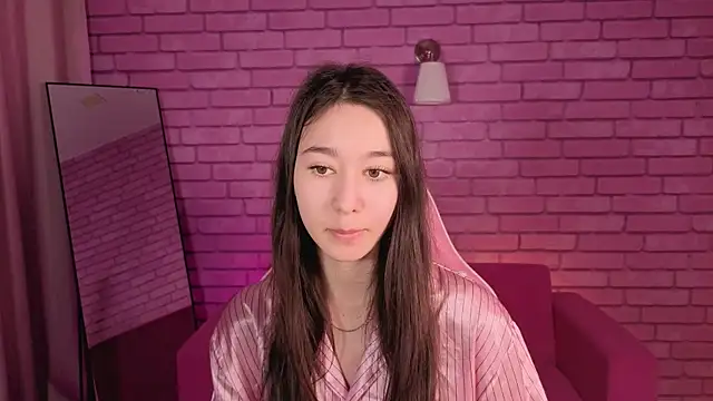 Nicole Brownie online show from 05-04-26, 12:50