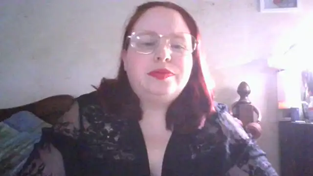 Snapshot of Sarahtjeuh_ chatting on 02-24-26, 10:08 Sarahtjeuh online show from 02-24-26, 10:08