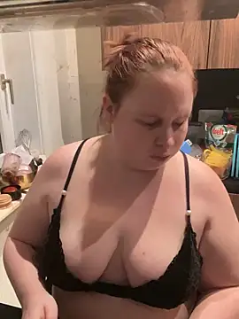 Snapshot of Sarahtjeuh_ chatting on 04-09-26, 11:32 Sarahtjeuh online show from 04-09-26, 11:32