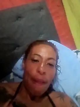 Snapshot of roxii8530 chatting on 02-18-26, 09:16 roxii8530 online show from 02-18-26, 09:16