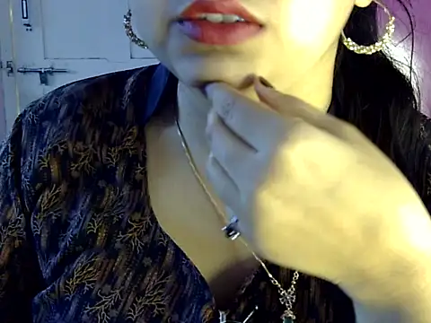 Cute Aliyaa online show from 07-23-26, 11:19
