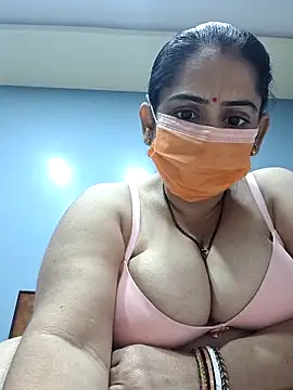 diyam4002 online show from 02-02-26, 07:18