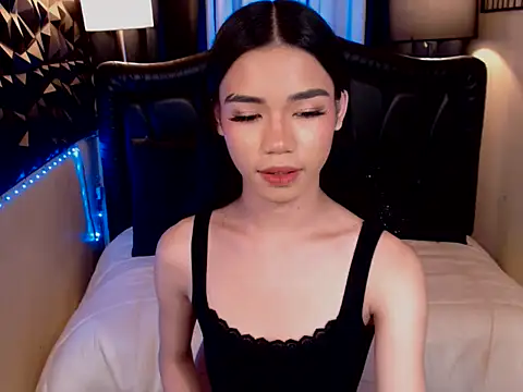 ItsurGirlMiana online show from 03-04-26, 04:07