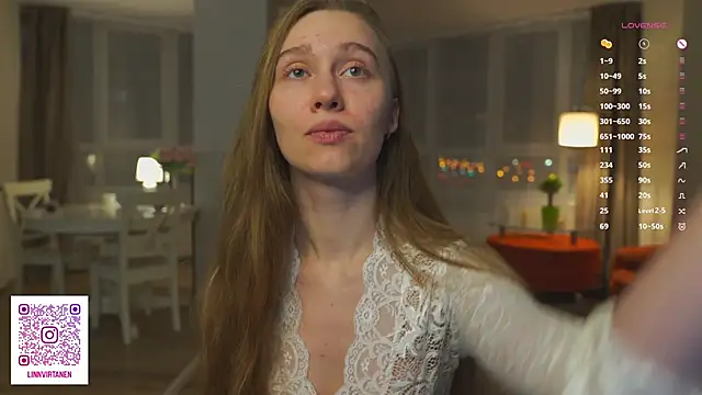 Snapshot of SharaNewbern chatting on 02-24-26, 02:26 SharaNewbern online show from 02-24-26, 02:26