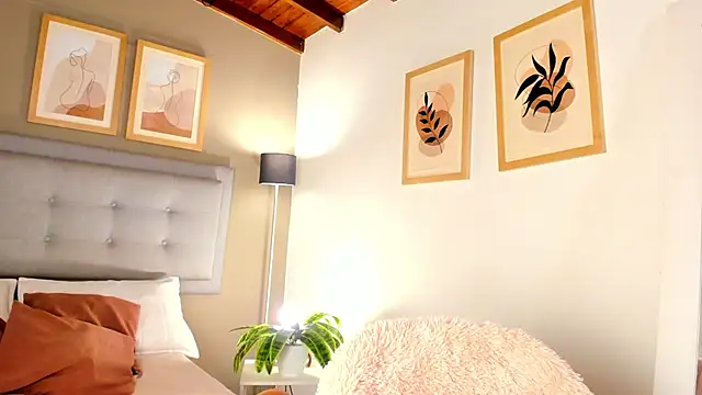 SalomeStorm  online show from 03-14-26, 02:55