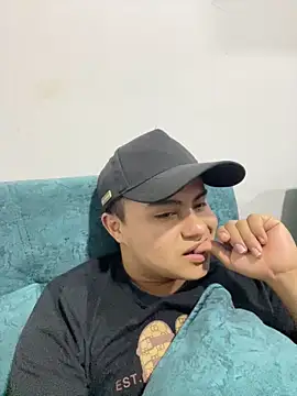 andresmahecha777 online show from 03-06-26, 12:40