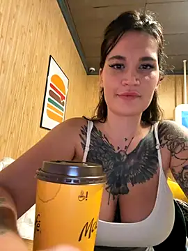 Snapshot of TattooGirlAlia chatting on 10-28-25, 05:48 TattooGirlAlia online show from 10-28-25, 05:48