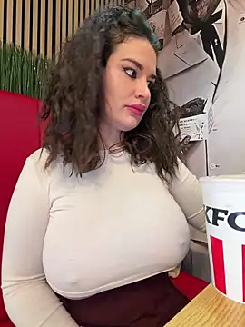 TattooGirlAlia online show from 02-04-26, 07:58