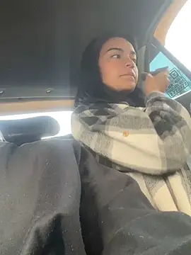 bliinkii and luka  online show from 02-14-26, 12:35