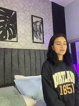 bliinkii and luka  online show from 02-17-26, 12:56