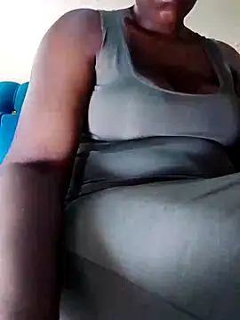 Snapshot of Charodine chatting on 04-11-26, 04:39 Charodine online show from 04-11-26, 04:39