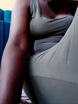 Snapshot of Charodine chatting on 04-11-26, 12:42 Charodine online show from 04-11-26, 12:42