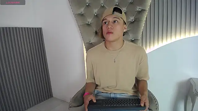 Dominik Souza online show from 05-01-26, 01:16