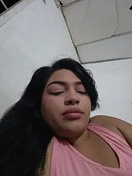 Snapshot of angela_sex_x chatting on 04-15-26, 01:45 angela sex x online show from 04-15-26, 01:45