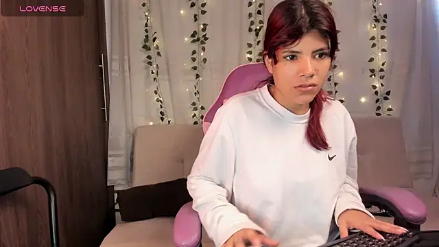 nereadelrey online show from 02-05-26, 01:05